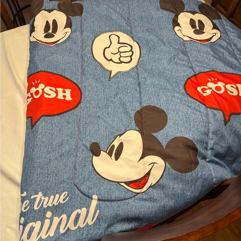 Disney-Mickey Mouse Comforter w/Sheets & 1 Pillow Case,Red/White/Blue
